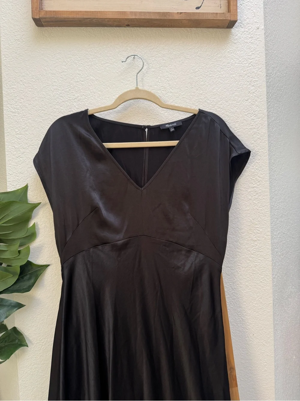Madewell Black Satin V-Neck Maxi Dress Minimalist Wear